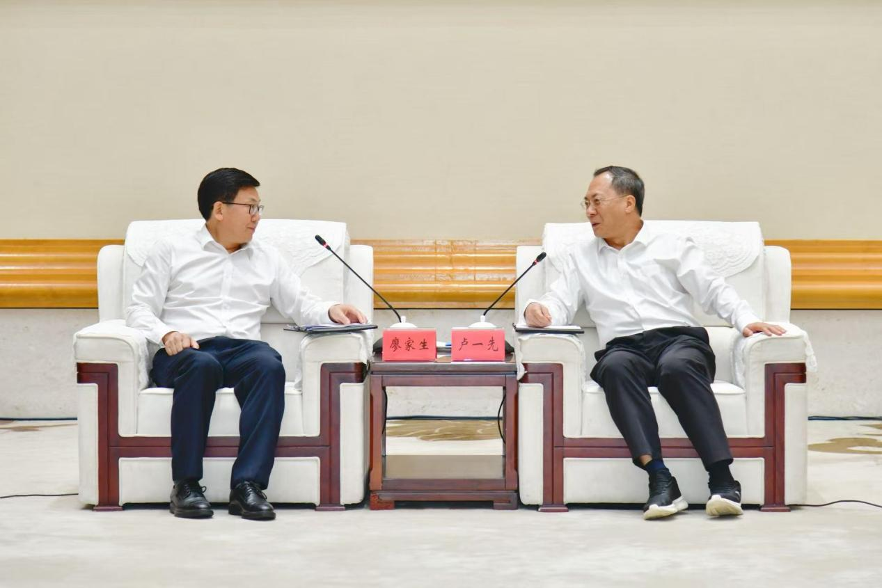 ca0ace3d2aac4c6e92e9a15bbe07136b