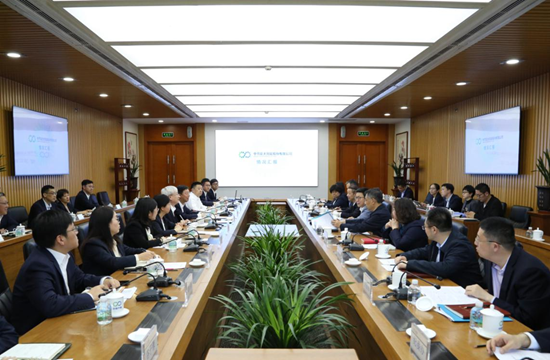 fcf37949165643c78e04c4161d961831