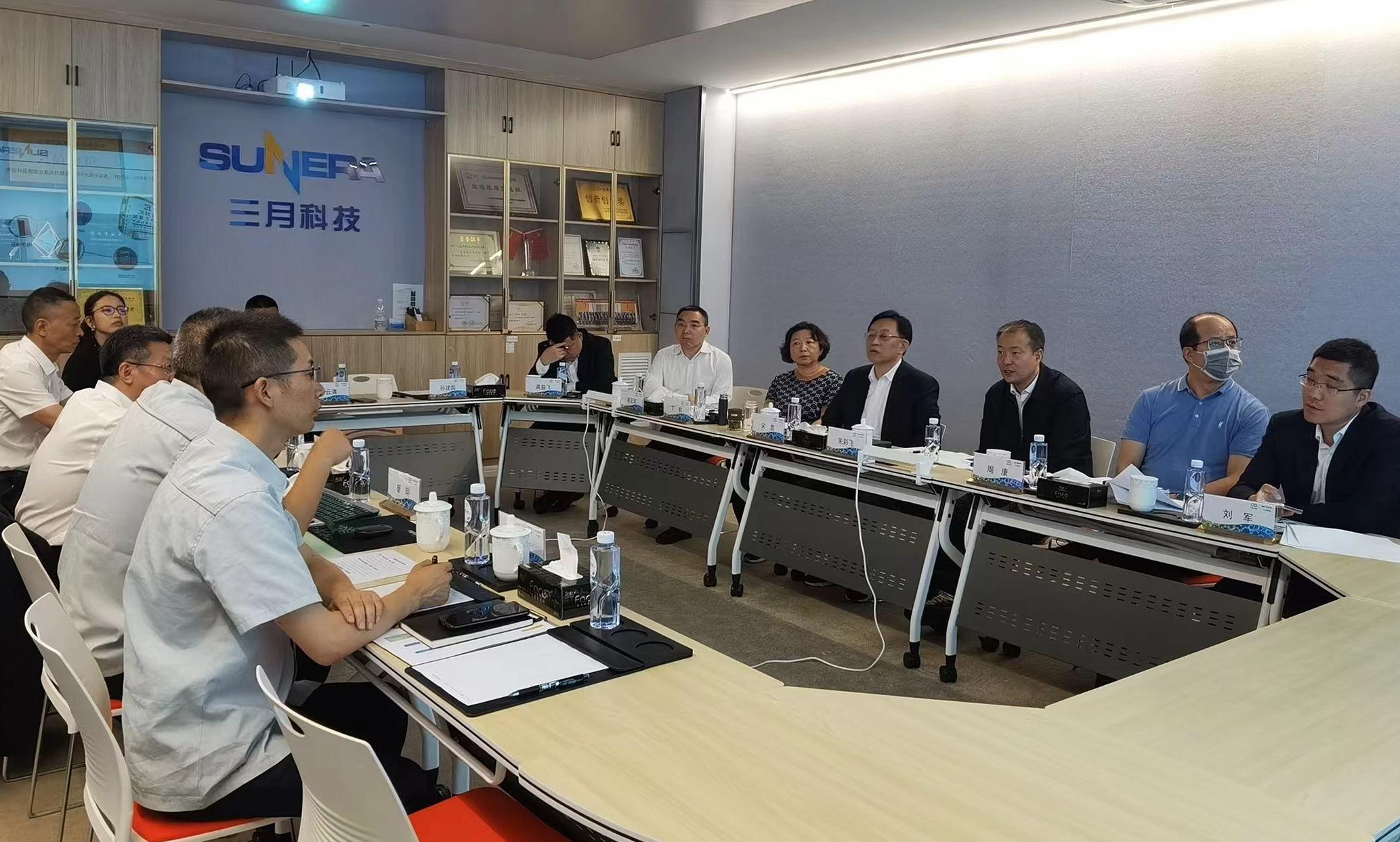 eae7f428a6cb45af8b1fb9b2120d2d00 eae7f428a6cb45af8b1fb9b2120d2d00