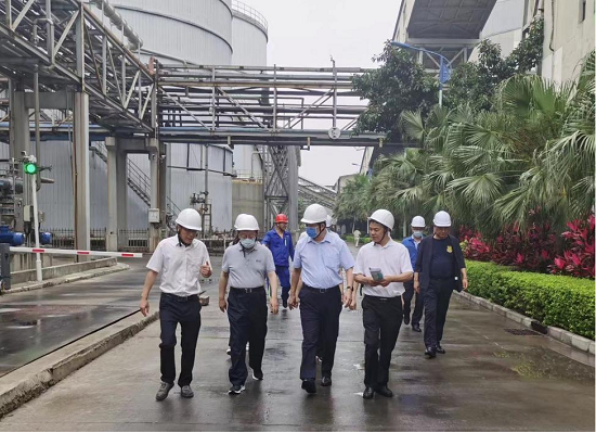 4df1cb695fa44bd294c18e96c1ca536b 4df1cb695fa44bd294c18e96c1ca536b