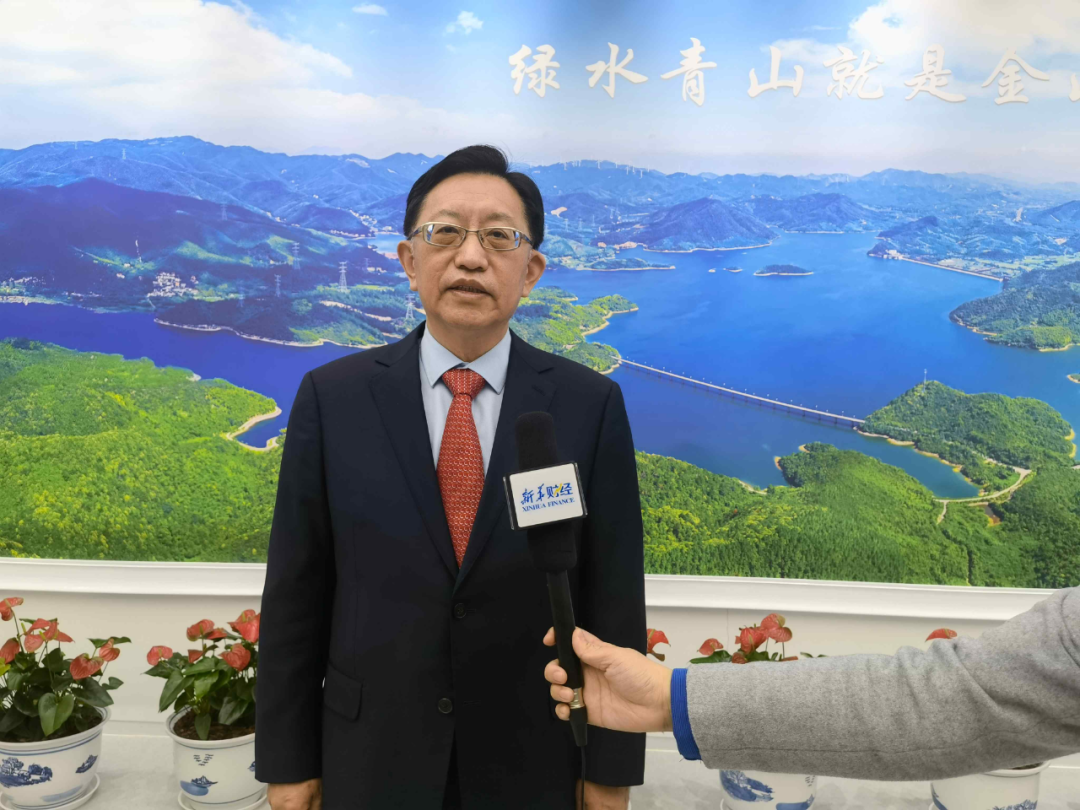 �»��ƾ���ȫ����ЭίԱ��BC�����³����Σ��ڡ�˫̼��ʵ��··�ϻ�������